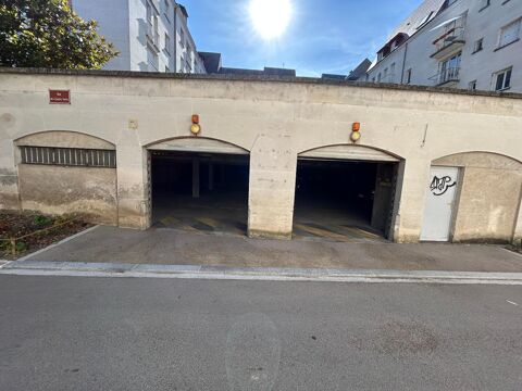  Parking / Garage  louer 