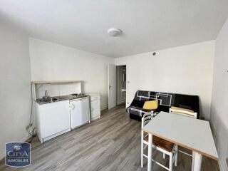  Appartement à louer 1 pièce 16 m²