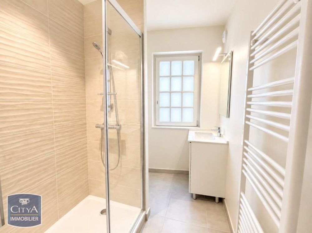 location Appartement - 3 pièce(s) - 65 m² Chinon (37500)