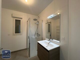  Appartement à louer 2 pièces 50 m²
