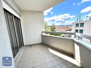  Appartement à louer 3 pièces 66 m²