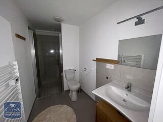 Appartement à louer 2 pièces 28 m²