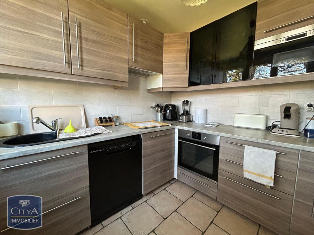 location Maison - 6 pièce(s) - 136 m² Orphin (78125)