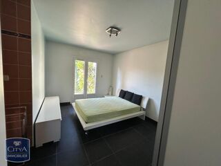  Maison à louer 4 pièces 140 m²