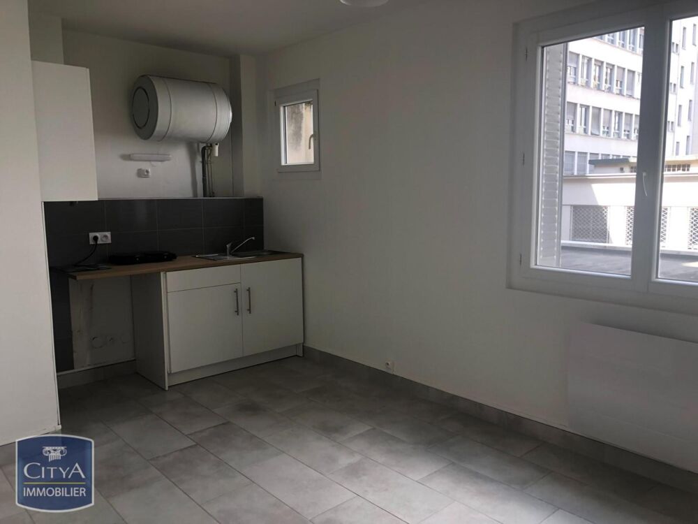 A LOUER Bel appartement de type T1 situé à Grenoble (380....