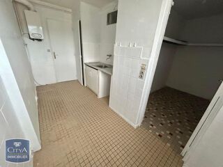  Appartement à louer 4 pièces 66 m²