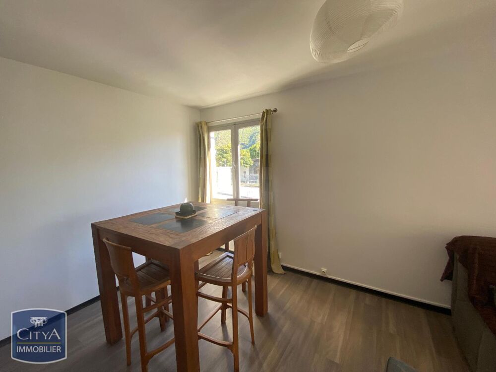 location Appartement - 2 pièce(s) - 49 m² Saint-Denis (97400)