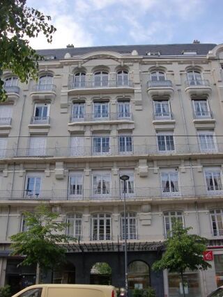  Appartement à louer 1 pièce 23 m²