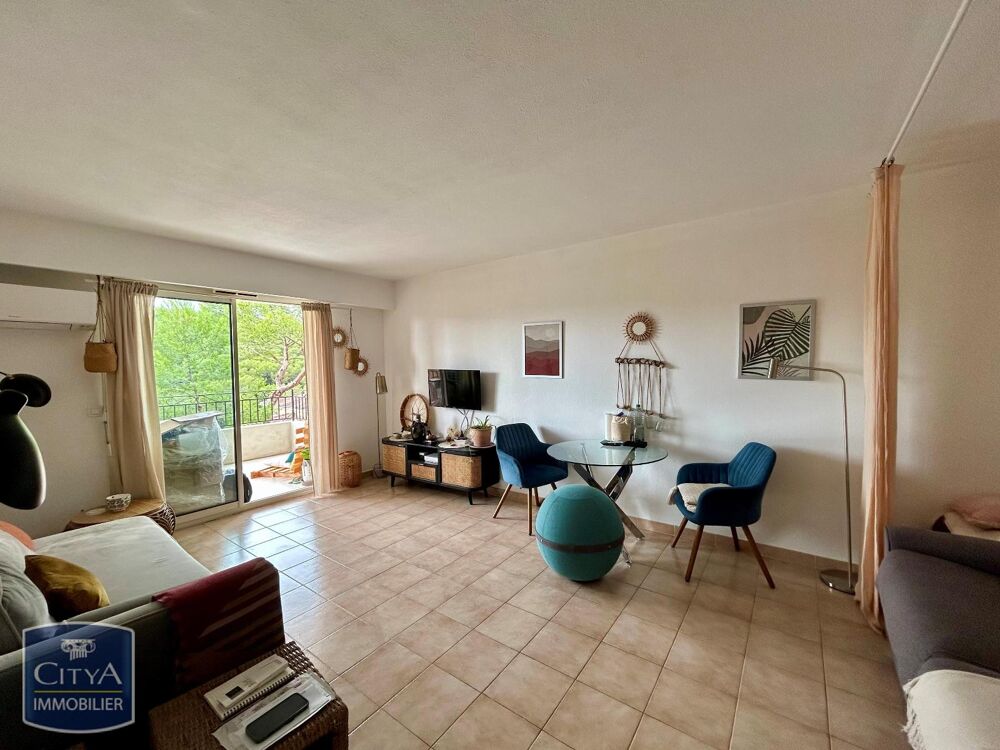 location Appartement - 2 pièce(s) - 46 m² Mougins (06250)