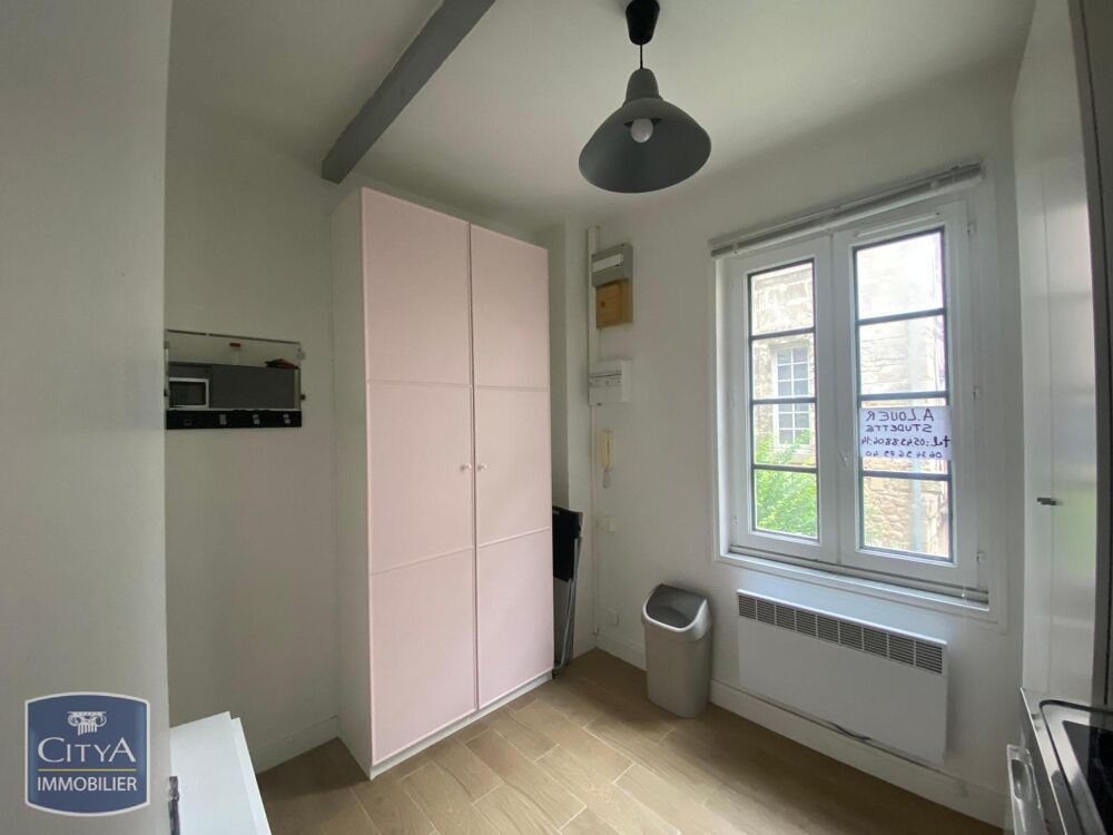 location Appartement - 1 pièce(s) - 9 m² Poitiers (86000)