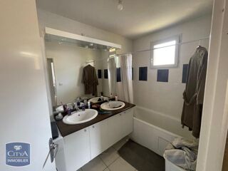  Appartement à louer 3 pièces 53 m²