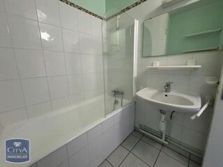  Appartement à louer 2 pièces 41 m²