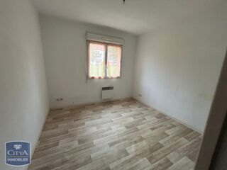  Appartement à louer 2 pièces 42 m²