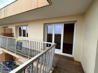  Appartement à louer 4 pièces 90 m²