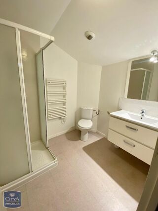  Appartement à louer 2 pièces 36 m²