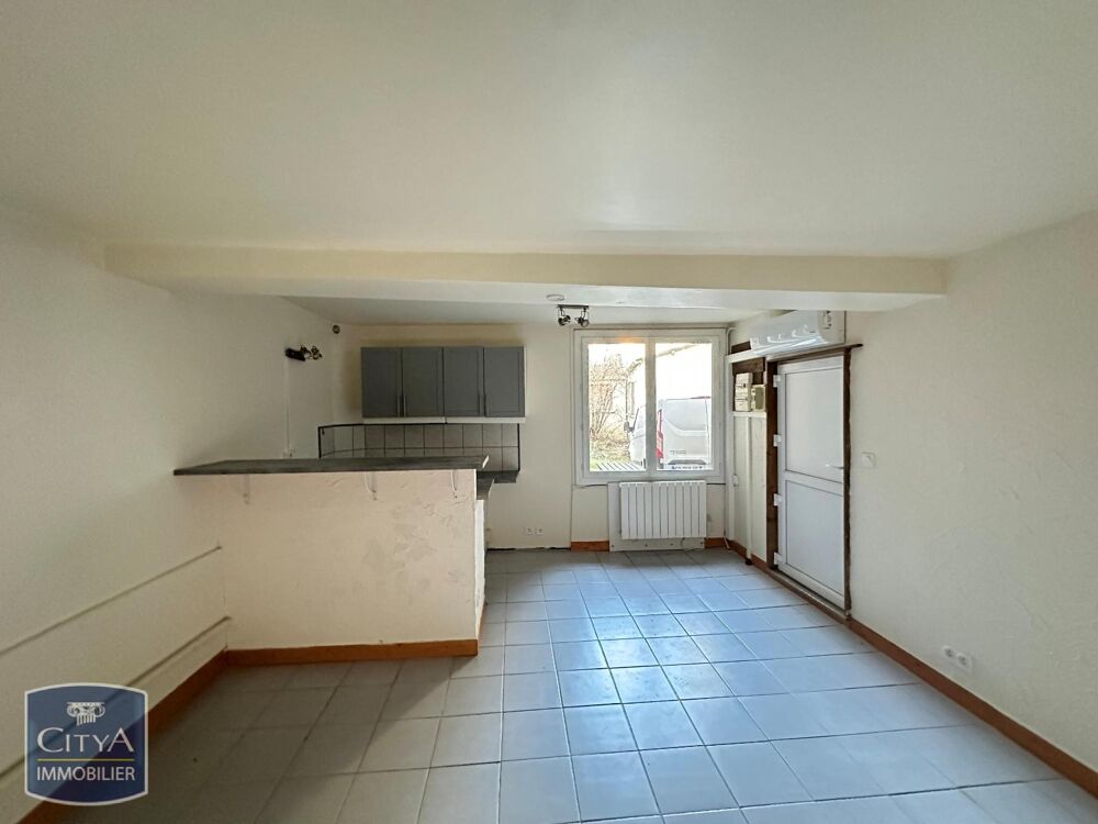 À LOUER : Découvrez cet appartement T1 Bis situé à Saint....