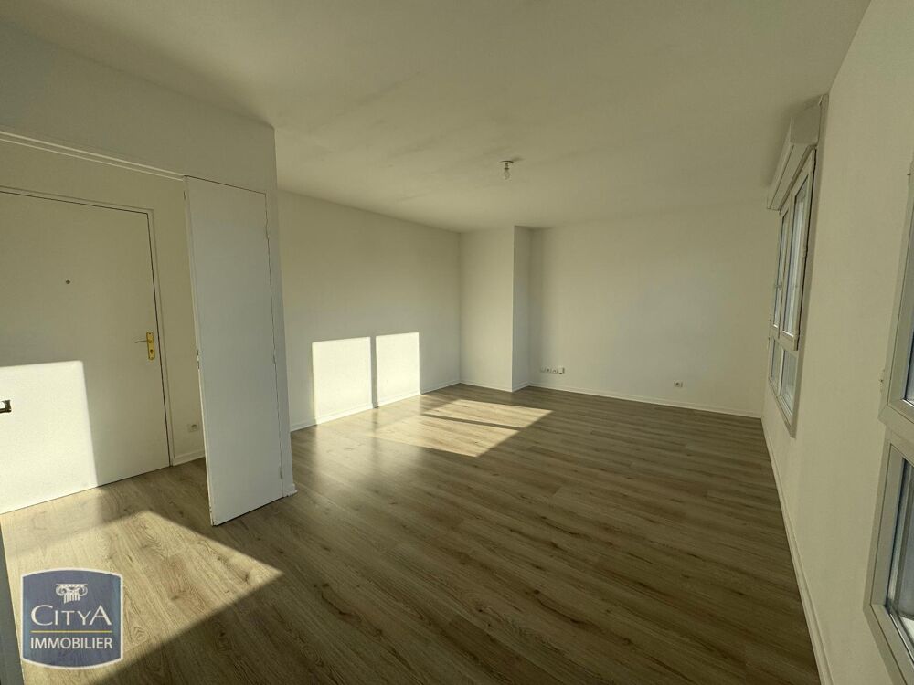 A LOUER Bel appartement récent de type T2 situé à LUCE (....