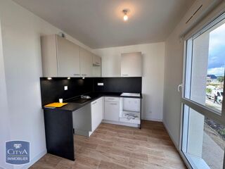  Appartement à louer 3 pièces 63 m²