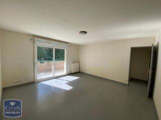  Appartement à louer 2 pièces 46 m²