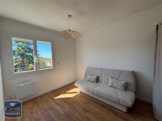  Appartement à louer 3 pièces 64 m²