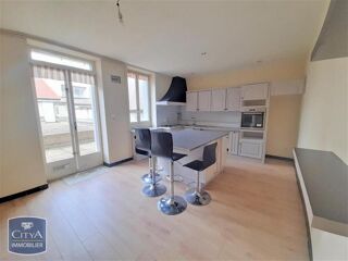  Appartement à louer 5 pièces 132 m²