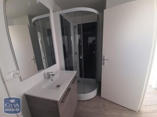  Appartement à louer 2 pièces 35 m²