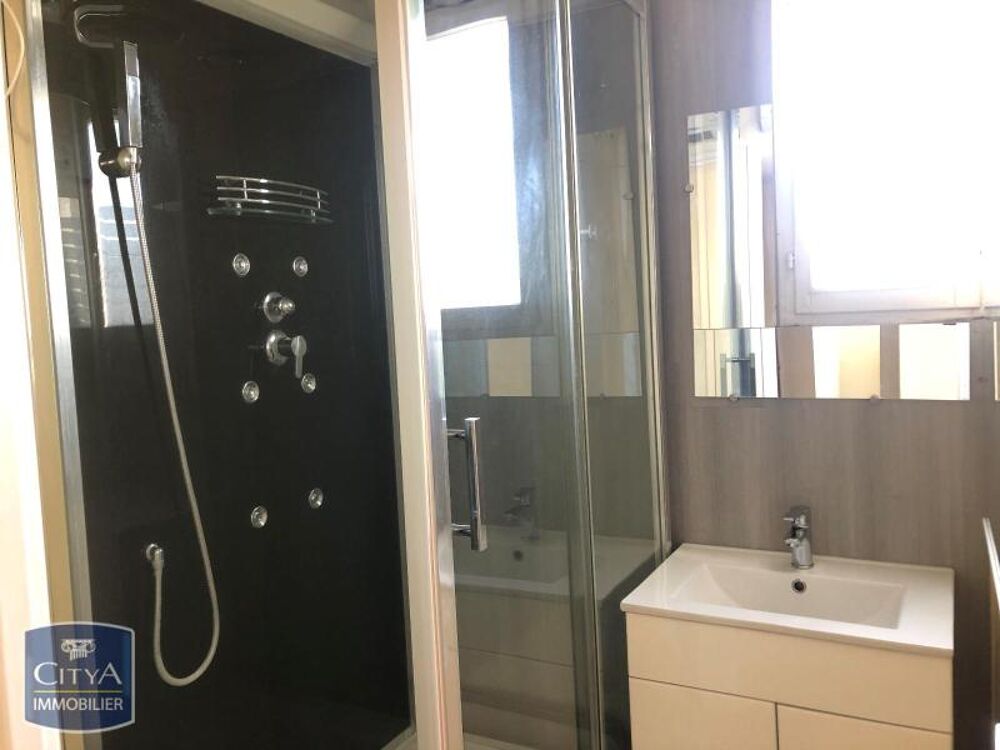 Lille Vauban Catho, venez découvrir cet appartement T1 d....