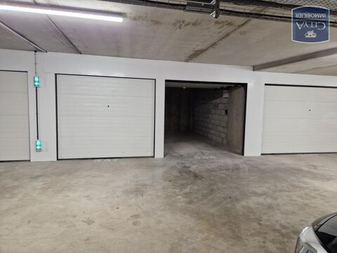  Parking / Garage � louer 