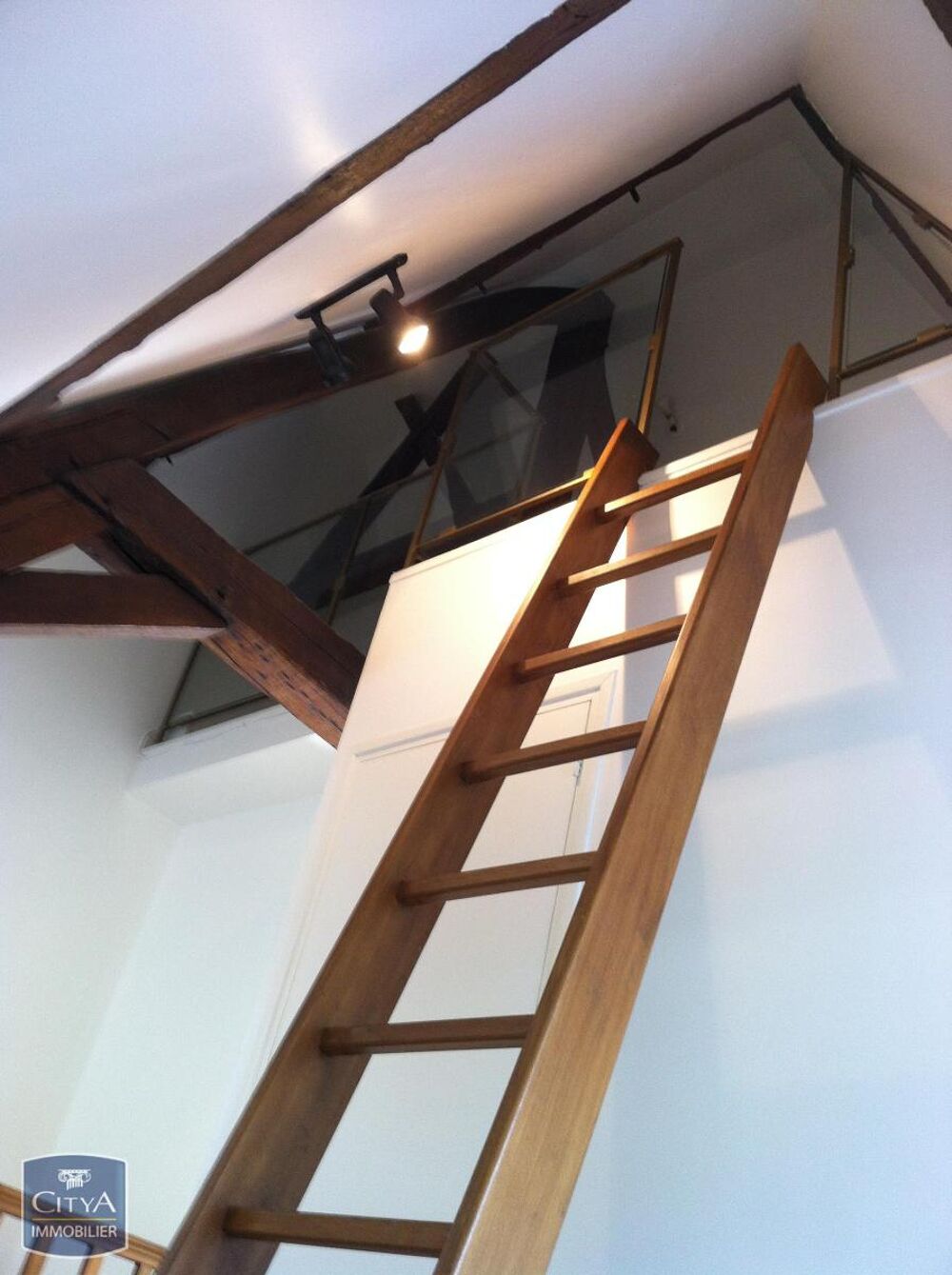 location Appartement - 2 pièce(s) - 33 m² Arras (62000)