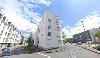  Parking / Garage à louer 12 m²