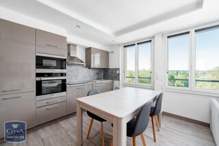  Appartement à louer 3 pièces 56 m²