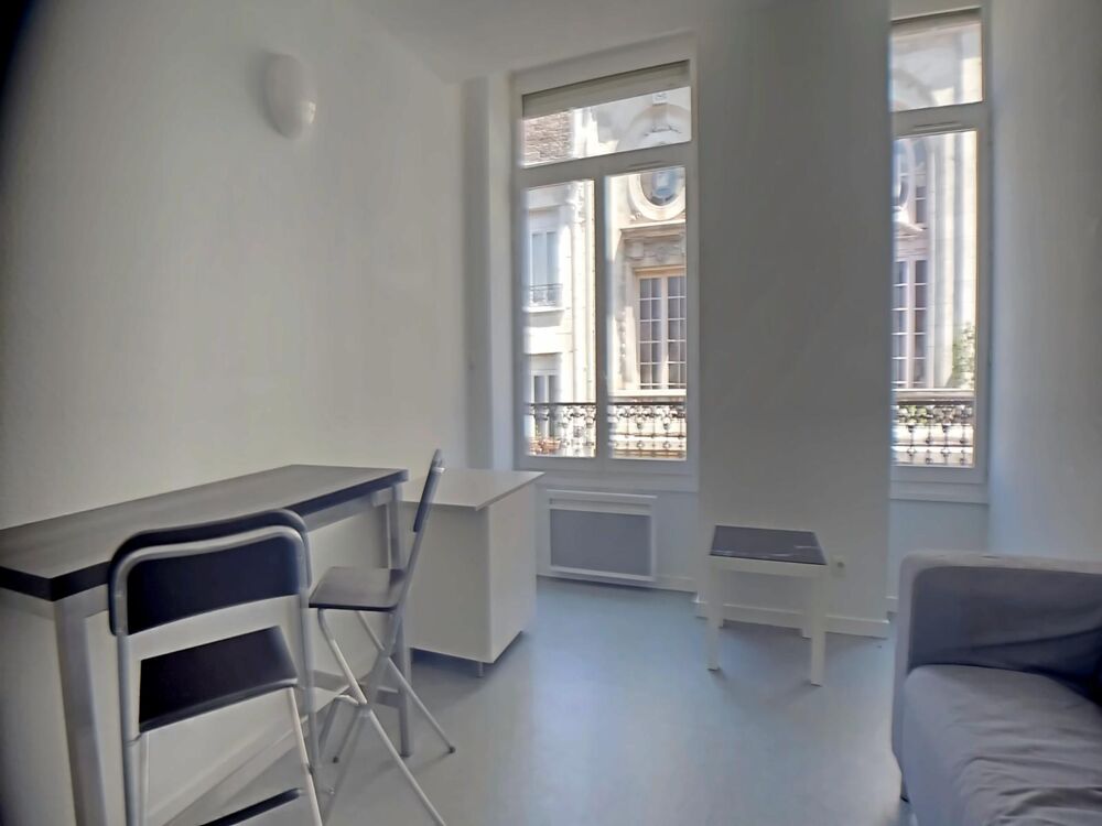 location Appartement - 2 pice(s) - 29 m Saint-tienne (42000)