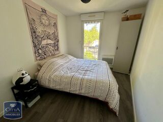 Appartement à louer 3 pièces 65 m²