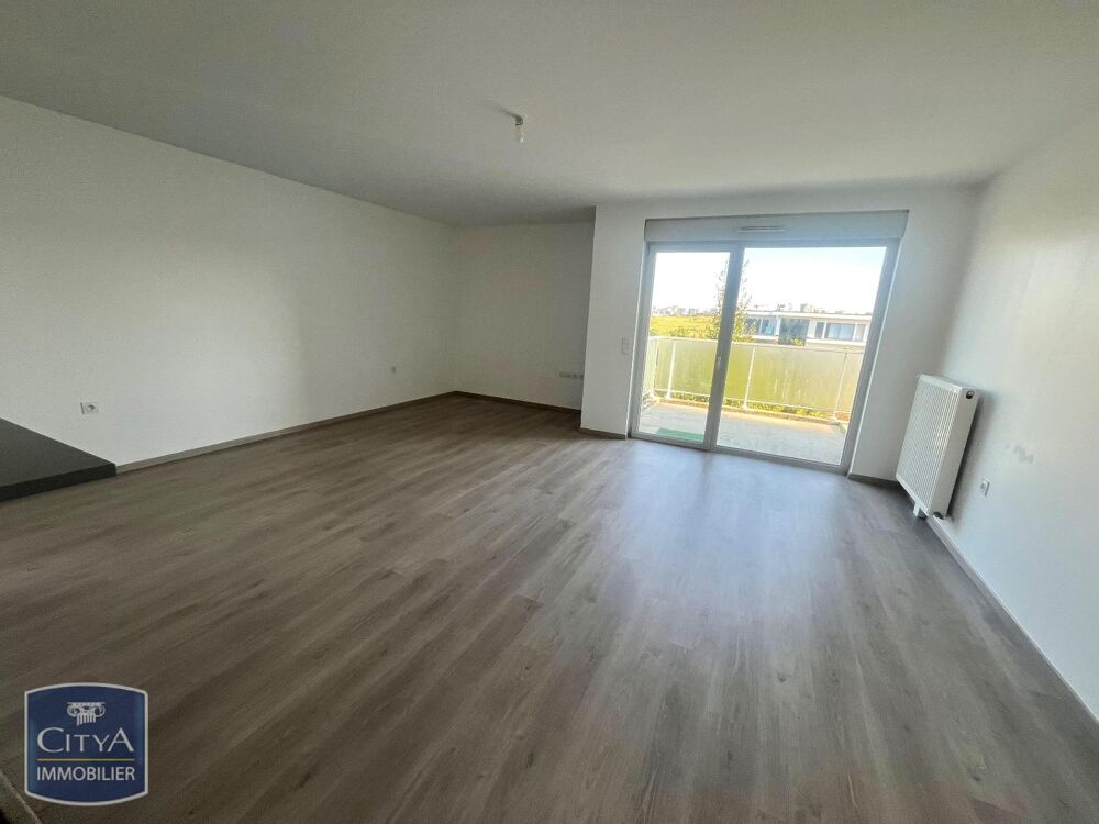 location Appartement - 3 pièce(s) - 80 m² Bezannes (51430)