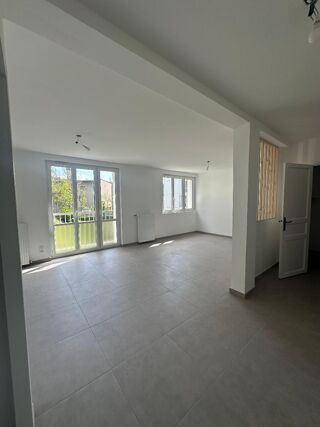  Appartement � louer 2 pi�ces 55 m�