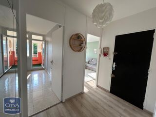 location Appartement - 3 pièce(s) - 72 m² Meaux (77100)