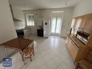  Appartement à louer 3 pièces 68 m²