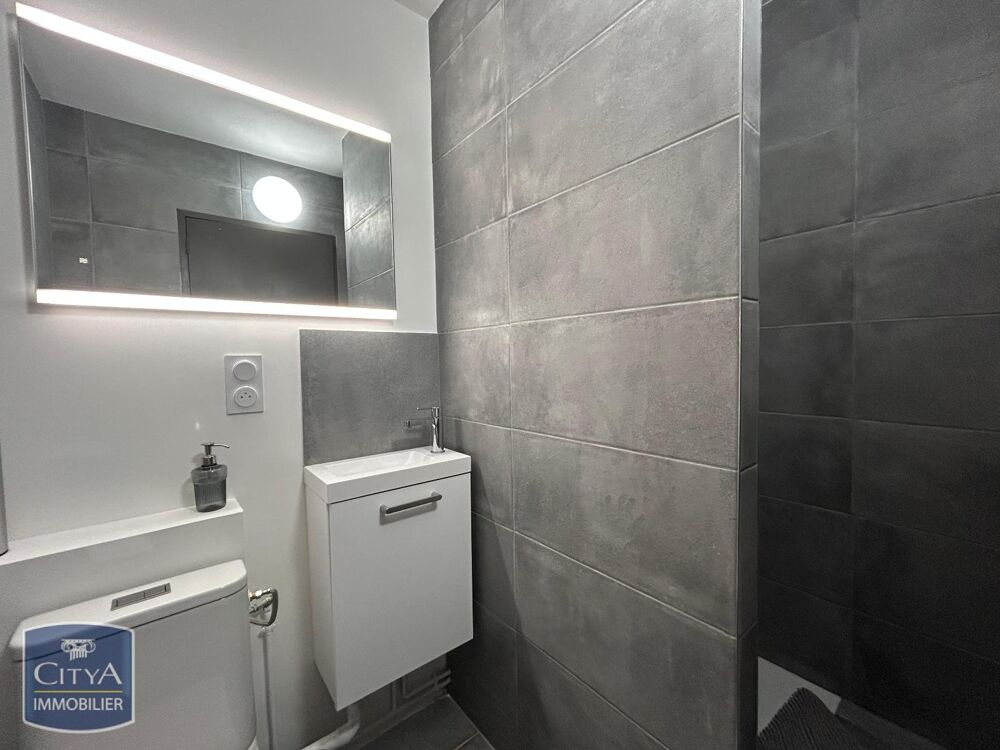Découvrez cet appartement fonctionnel composé d'une entr....