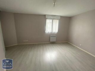  Appartement à louer 3 pièces 60 m²