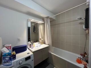  Appartement à louer 2 pièces 43 m²