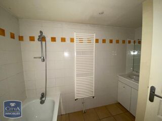  Appartement à louer 3 pièces 63 m²