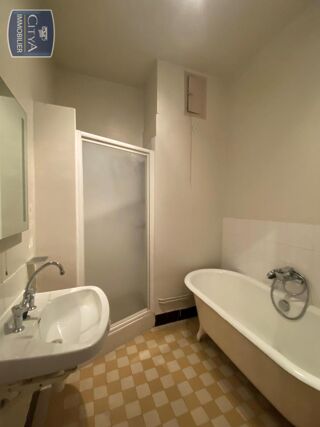  Appartement � louer 2 pi�ces 55 m�