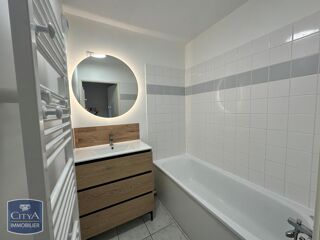  Appartement à louer 2 pièces 49 m²