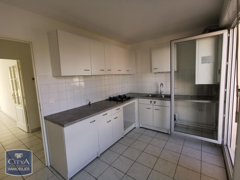 À LOUER : Appartement T4 à Villefranche-sur-Saône, 69400....