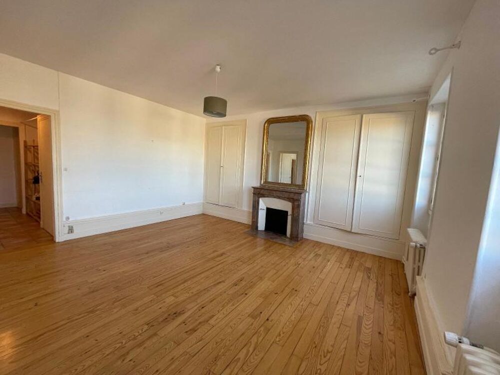 EXCLUSIVITÉ - TRÈS GRAND APPARTEMENT 5 PIÈCES En locatio....