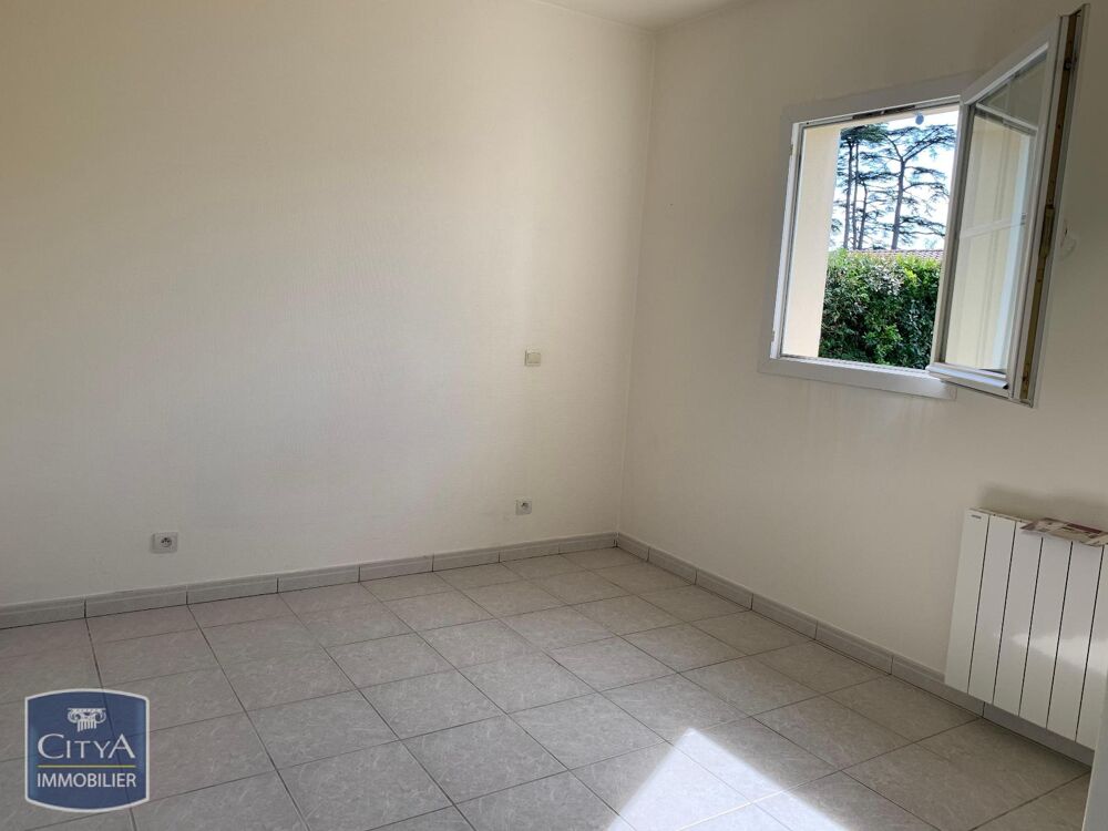 location Appartement - 1 pièce(s) - 34 m² Thénac (17460)