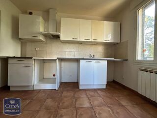 location Appartement - 2 pièce(s) - 40 m² Fréjus (83600)