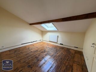  Appartement à louer 2 pièces 133 m²