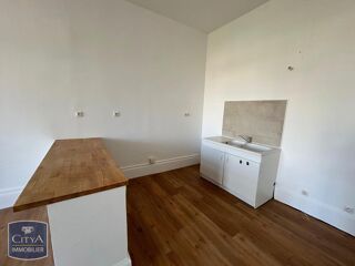 location Appartement - 3 pièce(s) - 84 m² Marseille 2