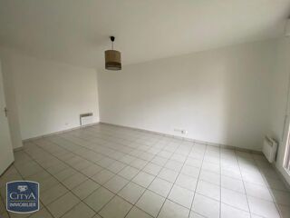  Appartement à louer 2 pièces 43 m²